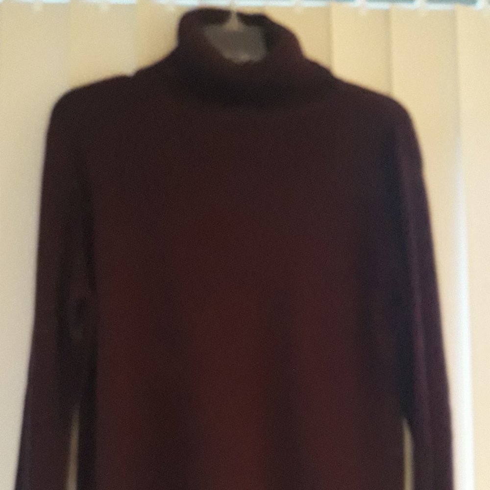 Louis Dell'Olio,Turtleneck Cranberry Sweater, Size LG, Side Zippers. FINAL price